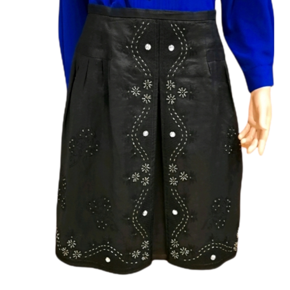 Black midi skirt